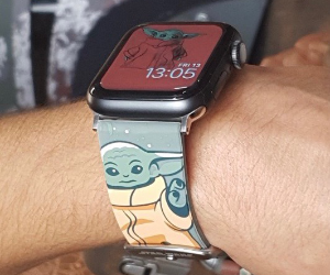 Officially licensed, universal straps for Apple Watch