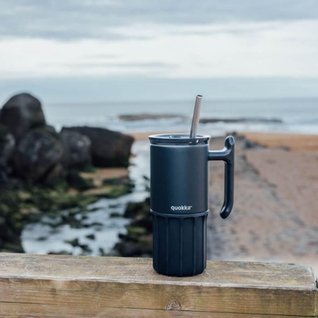 Quokka Umi - Stainless Steel Thermal Mug 720ml with Straw and Silicone Base (Black)