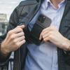Spigen Lock Fit MagSafe - Magnetische Brieftasche (Schwarz)