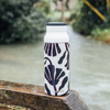 Quokka Echo - 690 ml Edelstahlflasche mit Silikongriff (Abstrakte Blätter)