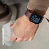 Crong Liquid - Řemínek pro Apple Watch 44/45/46/49 mm (hnědý)