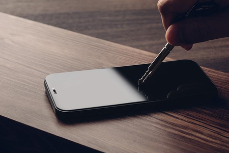 Moshi AirFoil Pro - Flexibles Hybridglas iPhone 12 / iPhone 12 Pro (schwarzer Rahmen)