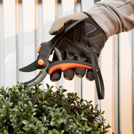 Black&Decker - Garden Shears for Flowers / Hedges with Hardened Steel Blade