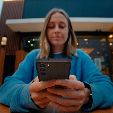 Spigen Ultra Hybrid - Pouzdro pro Samsung Galaxy S23 (Frost Black)