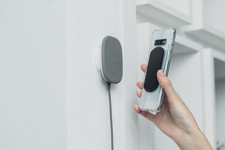 Moshi SnapTo Magnetic Mounting Pad - Magnetic Mounting Pad