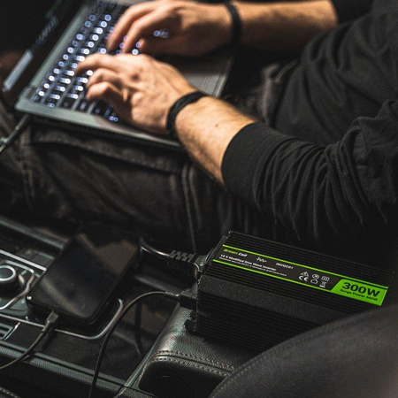 Green Cell - Feszültség átalakító Inverter 12V - 230V 300W/600W tiszta szinusz hullám 300W/600W