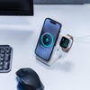 Crong MagSpot Pivot Stand - bezdrátová nabíječka 3 v 1 s MagSafe pro iPhone, Apple Watch a AirPods (bílá)