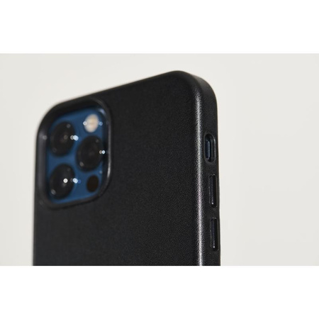 PURO SKYMAG - iPhone 12 / iPhone 12 Pro Case Made for MagSafe (black)