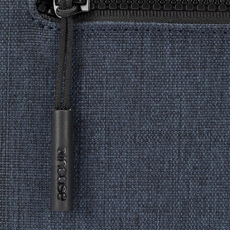 Incase Compact Sleeve in Woolenex - Pokrowiec z kieszenią MacBook Pro 14" (granatowy)