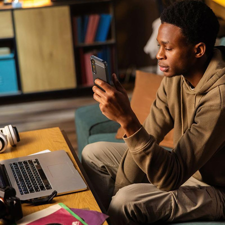 Spigen Rugged Armor - Tasche für Sony Xperia 1 VI (Mattschwarz)