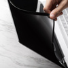 Moshi Umbra - MacBook Pro 16" (M1, 2021) Bildschirmschutzfolie mit Sichtschutzfilter (schwarzer Rahmen)