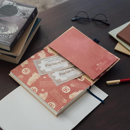 Harry Potter - A5 notebook / Notes with Platform 9 3/4 pen