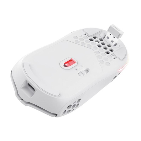 Trust GXT 929W Helox - Wireless optical mouse for gamers 4800 DPI & RGB (White)