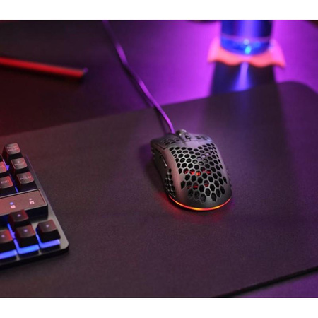 Trust GXT 928 Helox - Herní optická myš 6400 DPI a RGB (Černá)