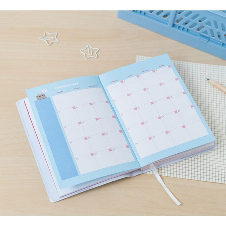 Pusheen - Calendar / weekly planner 2022/2023 (11x15.5 cm)