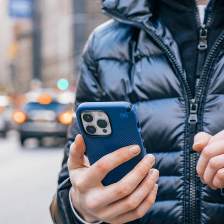 Speck Presidio2 Grip - Csúszásgátló tok iPhone 15 Plus / 14 Plus készülékhez (Coastal Blue / Black / White)