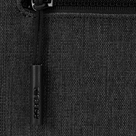 Incase Compact Sleeve in Woolenex - obal s kapsou MacBook Pro 14" (M4/M3/M2/M1/2024-2021) (grafitová)