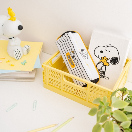Snoopy - Double compartment pencil case from the Lazy Days collection