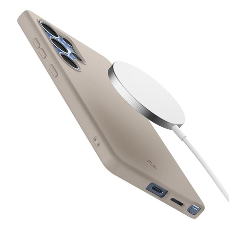 Spigen Silicone Fit MagSafe - étui pour Samsung Galaxy S25 Ultra (Natural Titanium)