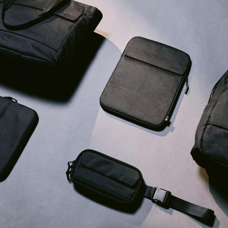 Incase Crosstown Sleeve with Woolenex - Hülle mit Tasche für MacBook Pro 16" (M4/M3/M2/M1/2024-2021) (Schwarz)