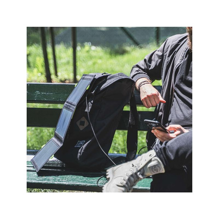 Green Cell SolarCharge - Ładowarka solarna o mocy 21W z funkcją power banka 10000 mAh USB-C 18W PD USB-A QC