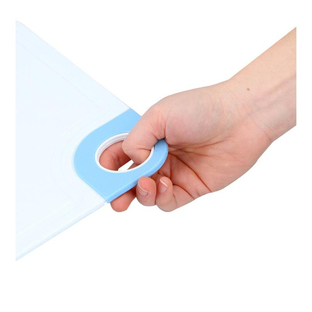 Alpina - Cutting board made of durable plastic (blue)