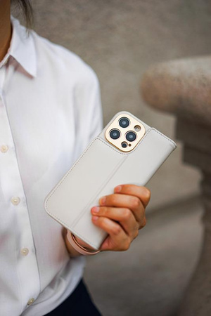 Moshi Overture MagSafe - kožené pouzdro 3 v 1 s flipovým krytem pro iPhone 14 (Serene Gray)