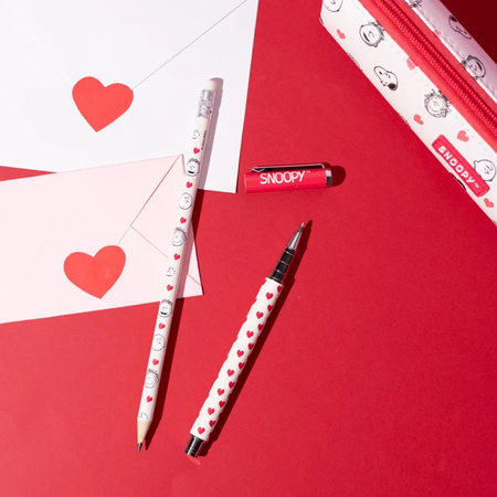 Snoopy - Pencil case with pen and pencil set from the Love Season collection