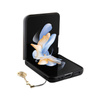 Guess 4G Charms Collection - pouzdro pro Samsung Galaxy Z Flip 5 (šedé)