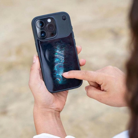 STM Reveal Warm MagSafe - Anti-stressz tok iPhone 15 Pro készülékhez (Black Realm)
