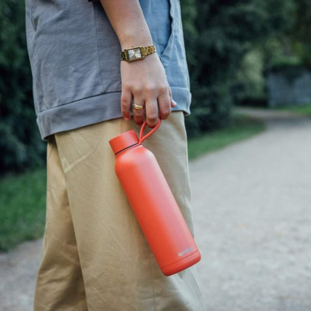 Quokka Solid s páskem - 630 ml termo láhev z nerezové oceli s páskem (oranžová)