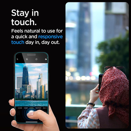 Spigen GLAS.TR EZ FIT Privacy - Tempered glass with privacy filter for iPhone 15 / 16