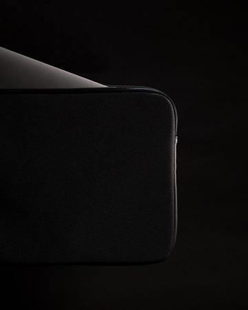 Incase Classic Sleeve mit Ariaprene - MacBook Pro 13" Hülle (M1/2020) (schwarz)