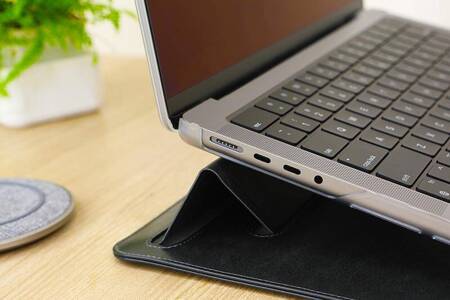 Moshi iGlaze Hardshell Case - Obudowa MacBook Pro 14 (2021) (Stealth Clear)